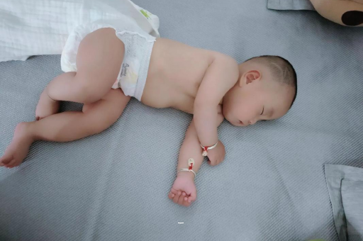 松滋宝宝多大可以坐着